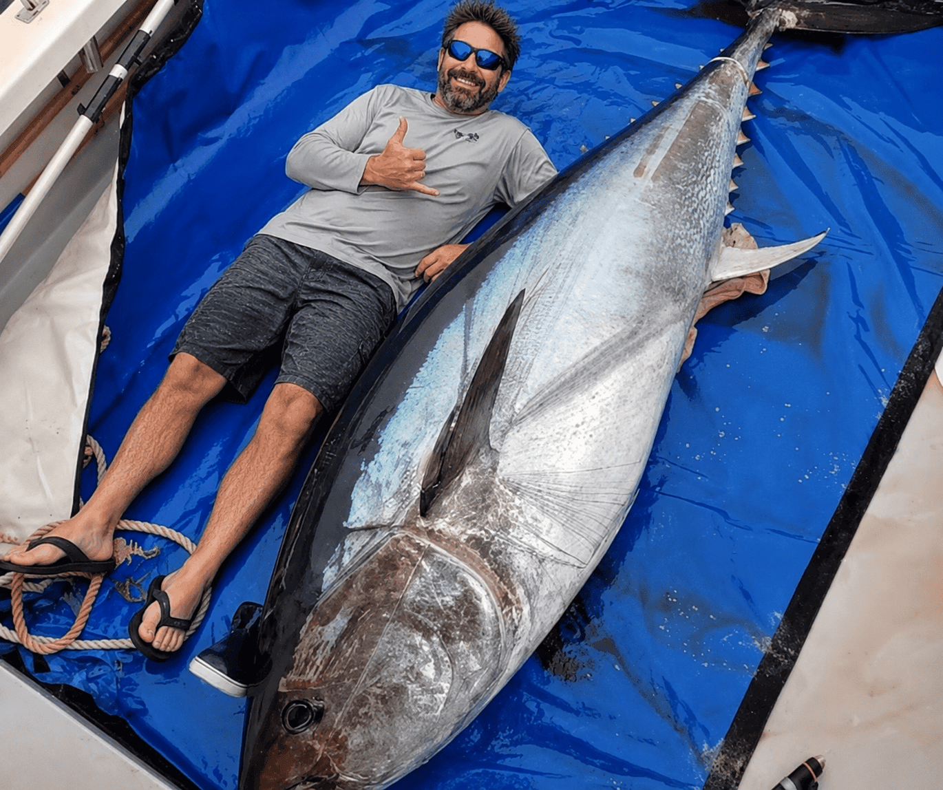 Family fishing boat trip in Corfu with simple guided techniques
